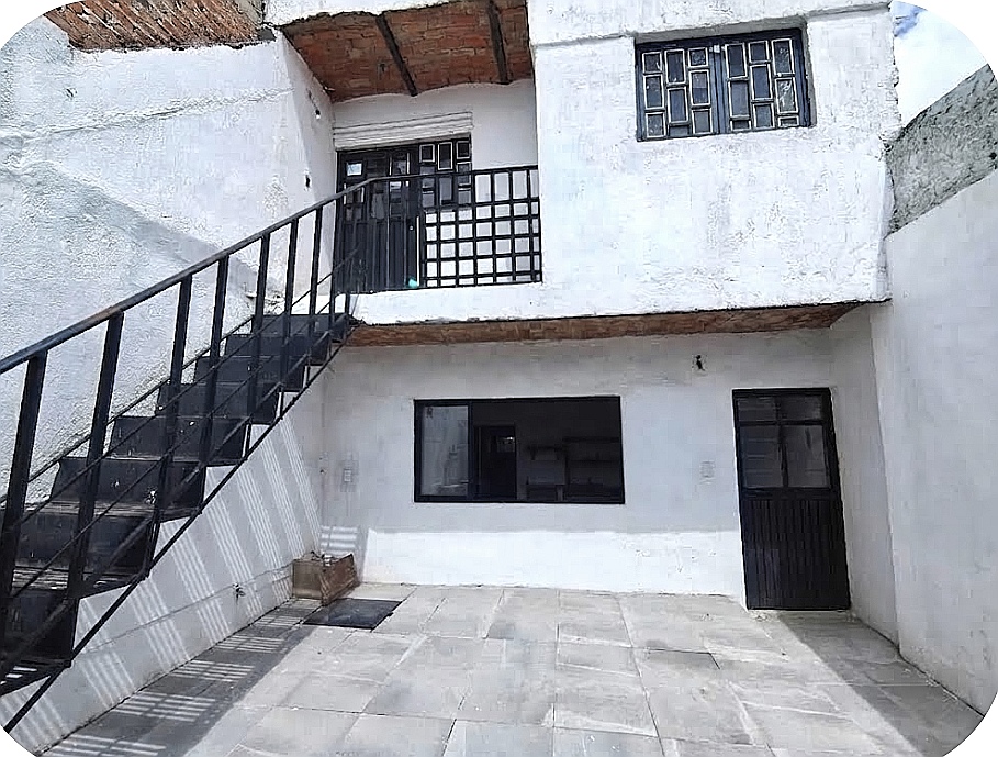 Casa en Venta  en LAS PINTAS, El Salto - foto 2 de 9