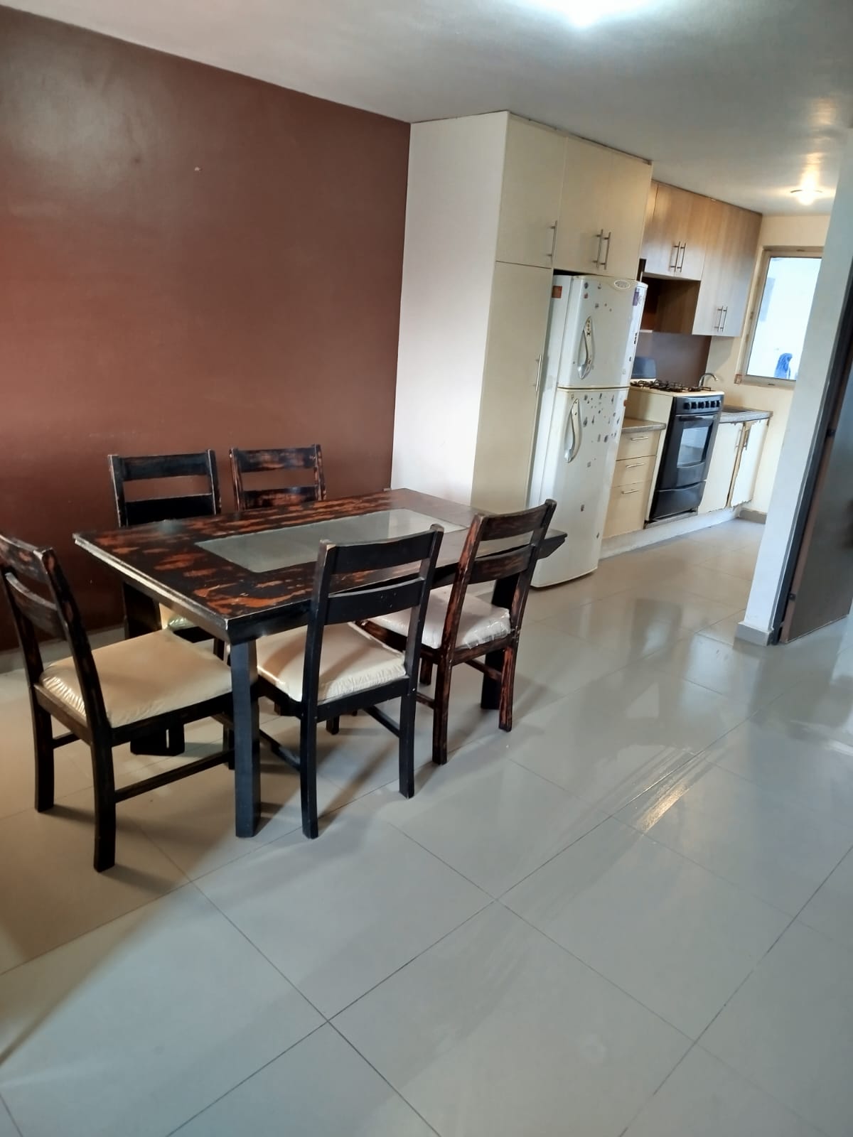 Casa en Venta  en REAL DEL VALLE, Tlajomulco de Zúñiga - foto 3 de 12