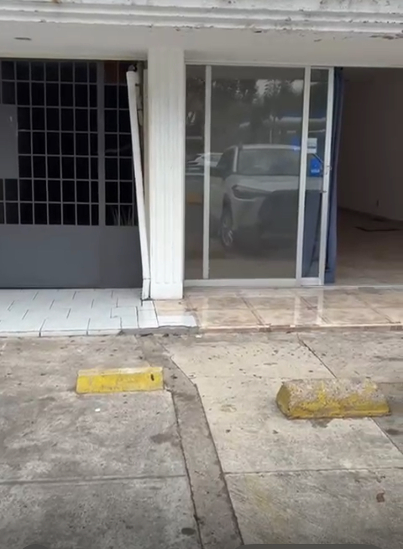 Local en renta planta baja sobre Lopez Mateos en ITALIA PROVIDENCIA, Guadalajara - foto 4 de 5