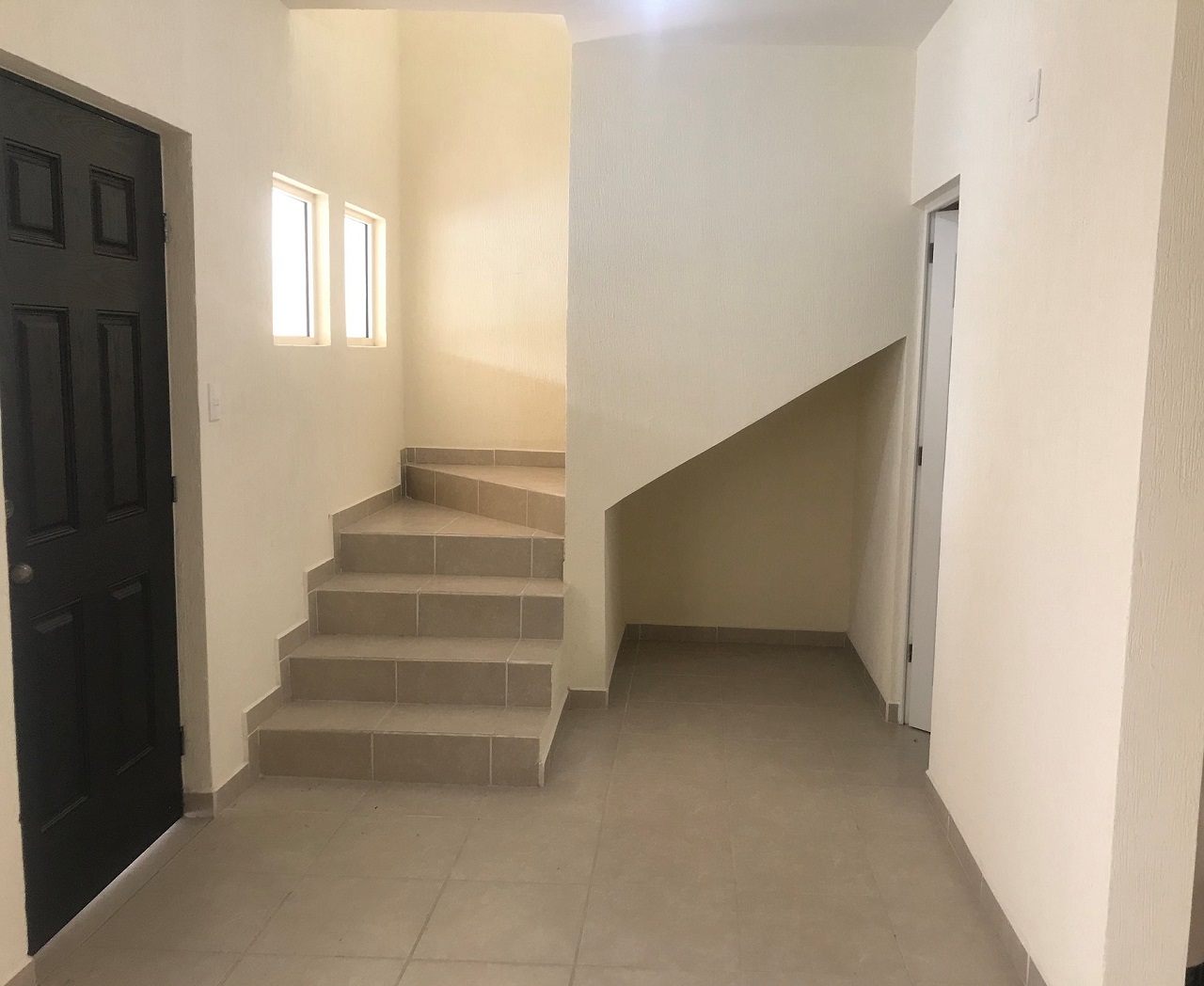 CASA EN VENTA EN ALTA CALIFORNIA en Alta California, Tlajomulco de Zúñiga - foto 5 de 14