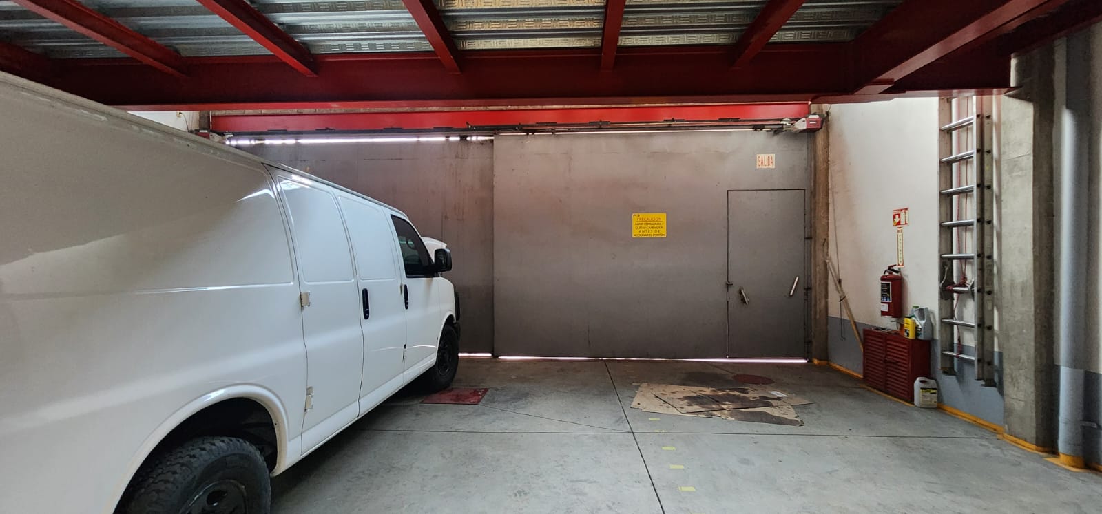 Bodega en Venta muy cerca de Revolución, Calzada Independecia, Gonzalez Gallo  en Revolución, Guadalajara - foto 19 de 20