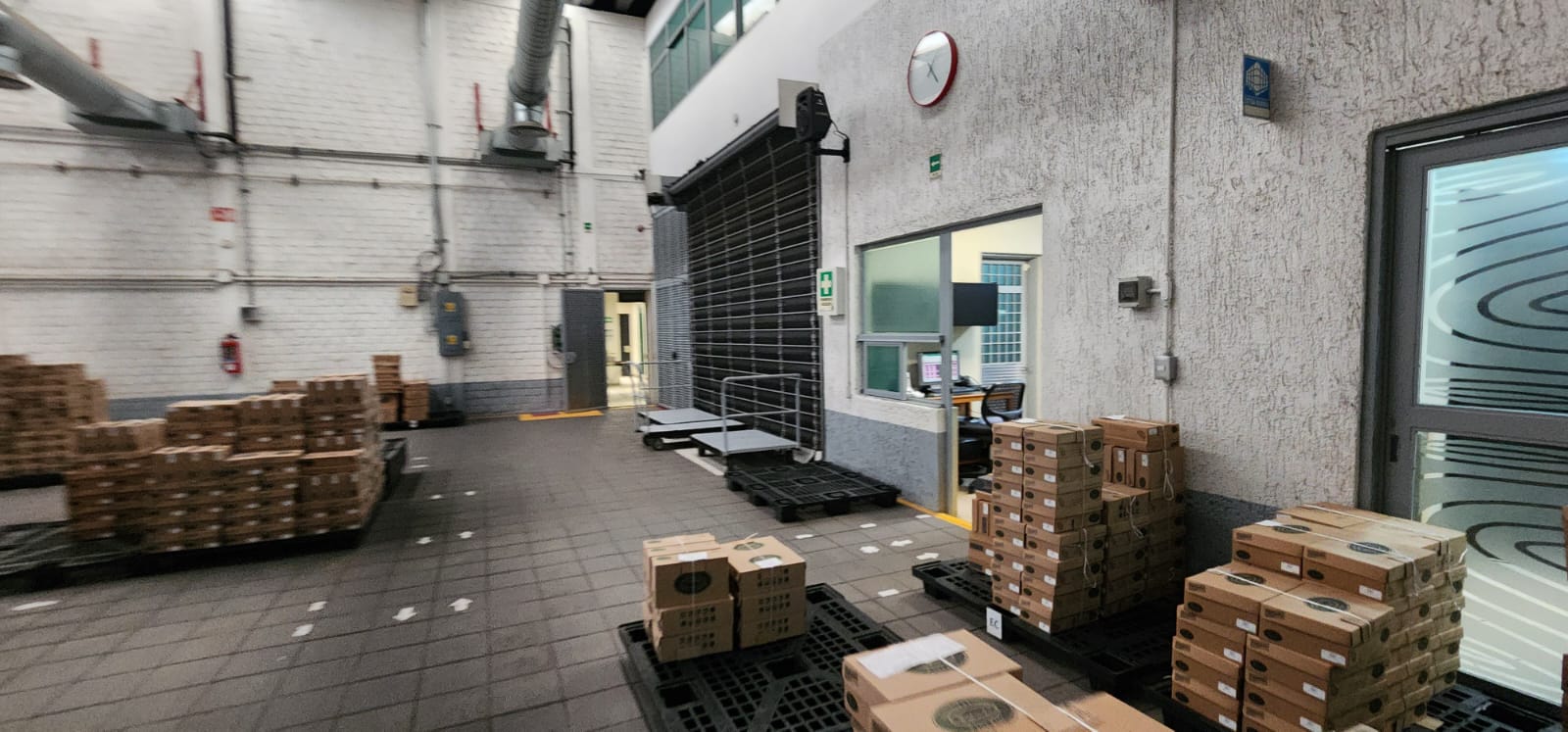 Bodega en Venta muy cerca de Revolución, Calzada Independecia, Gonzalez Gallo  en Revolución, Guadalajara - foto 7 de 20