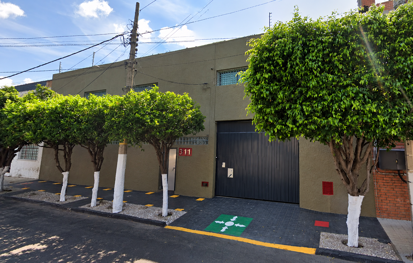 Bodega en Venta muy cerca de Revolución, Calzada Independecia, Gonzalez Gallo 