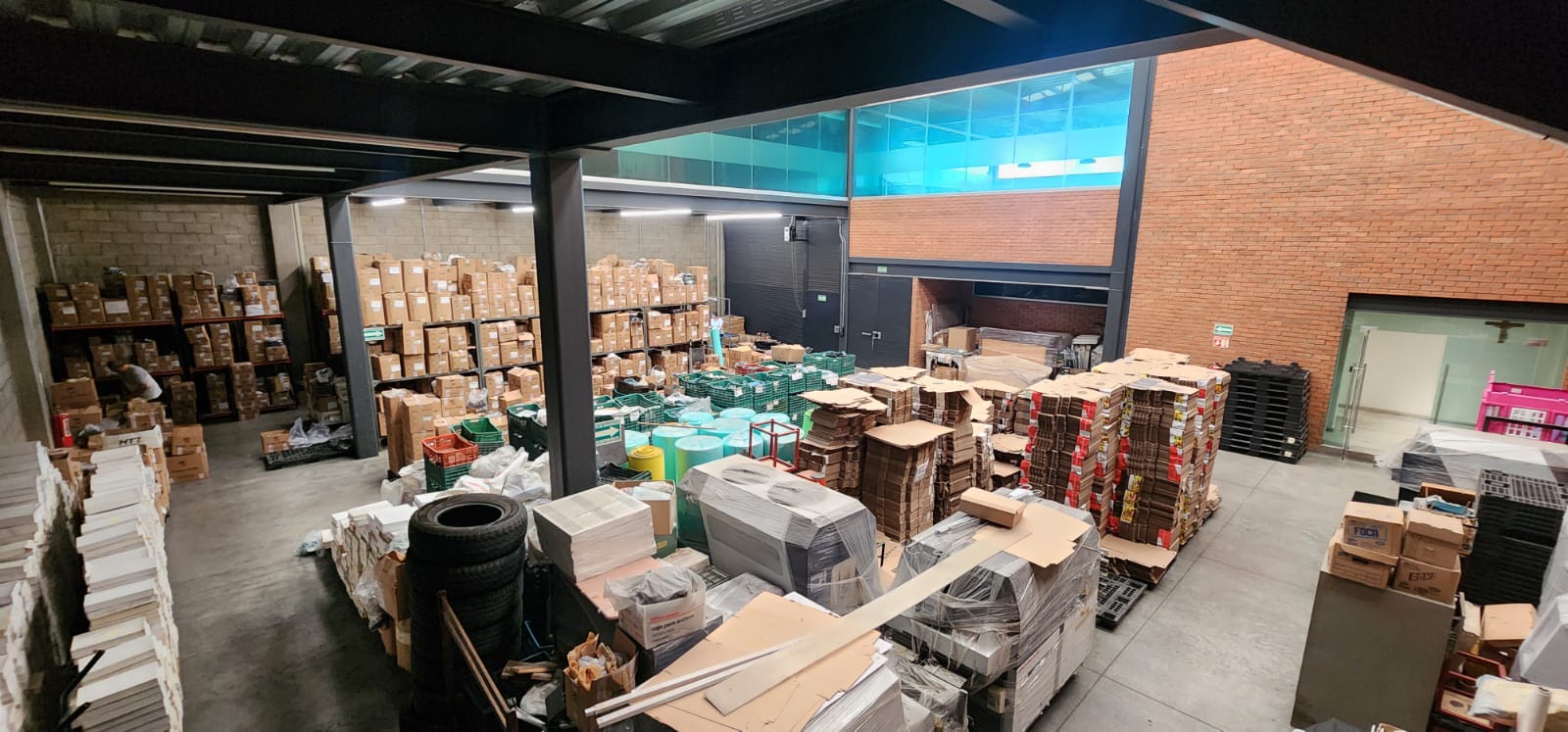 Bodega en Venta muy cerca de Revolución, Calzada Independecia, Gonzalez Gallo  en Revolución, Guadalajara - foto 8 de 35