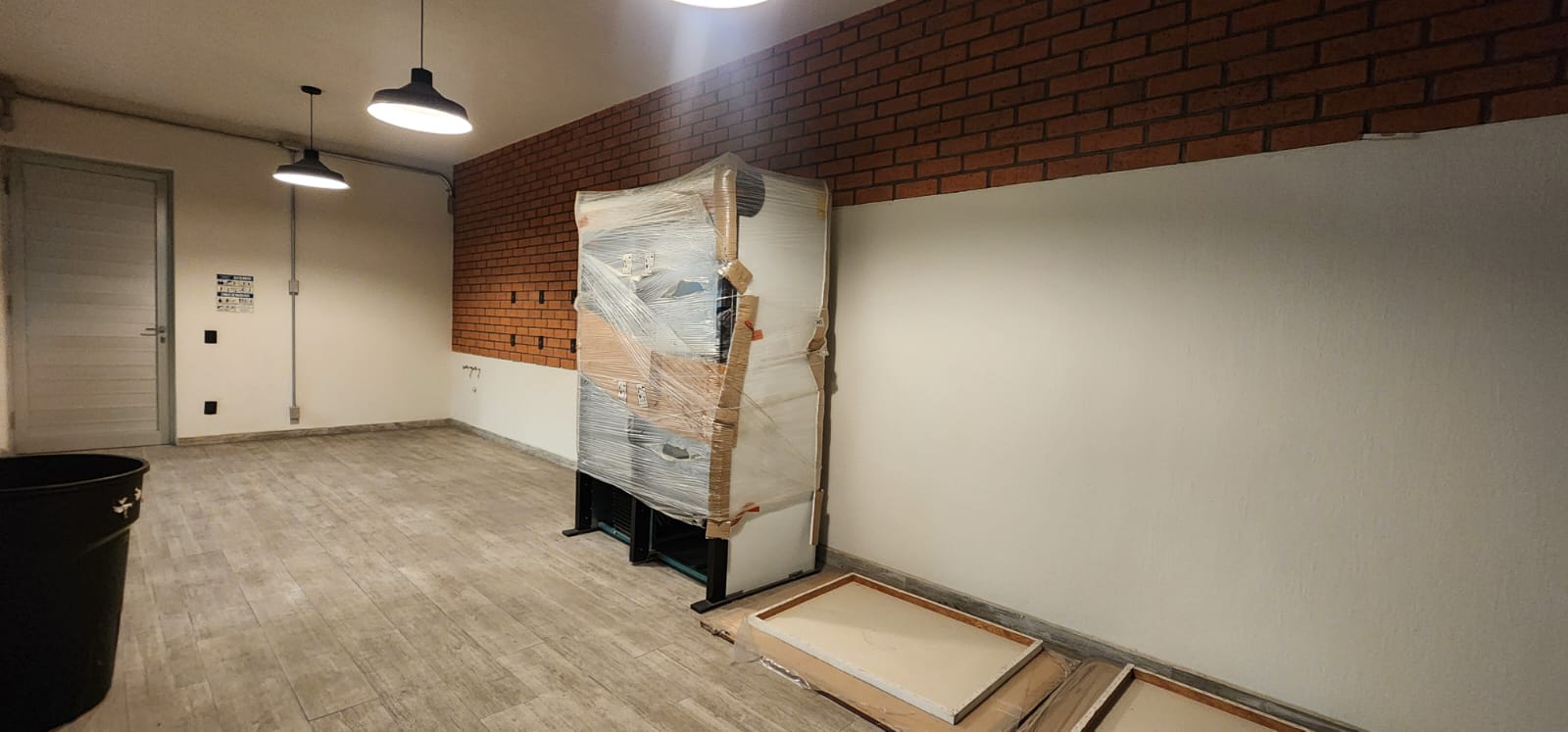Bodega en Venta muy cerca de Revolución, Calzada Independecia, Gonzalez Gallo  en Revolución, Guadalajara - foto 35 de 35