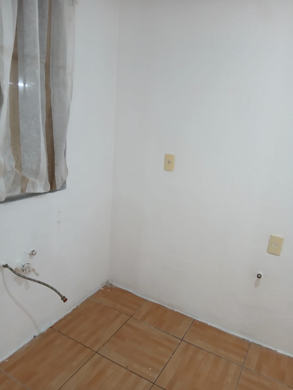 Casa en Venta  en PASEO DE LOS AGAVES, Tlajomulco de Zúñiga - foto 2 de 21