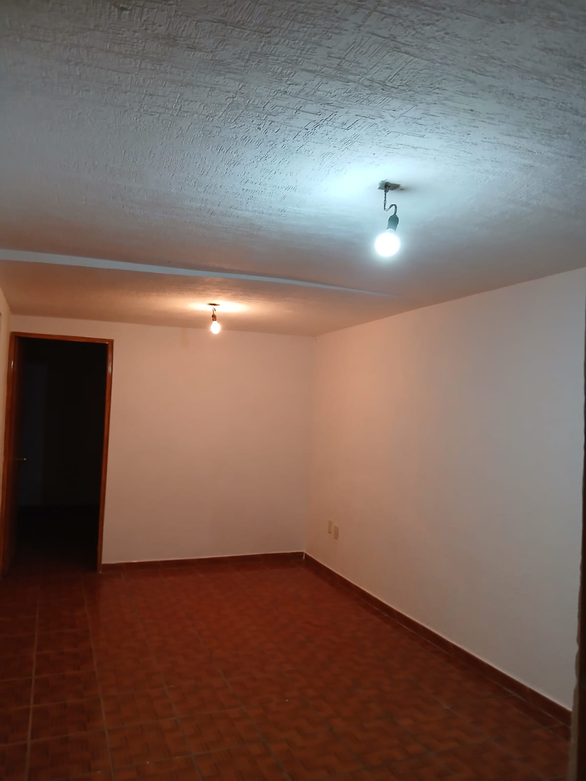 Casa en Venta  en PASEO DE LOS AGAVES, Tlajomulco de Zúñiga - foto 13 de 21