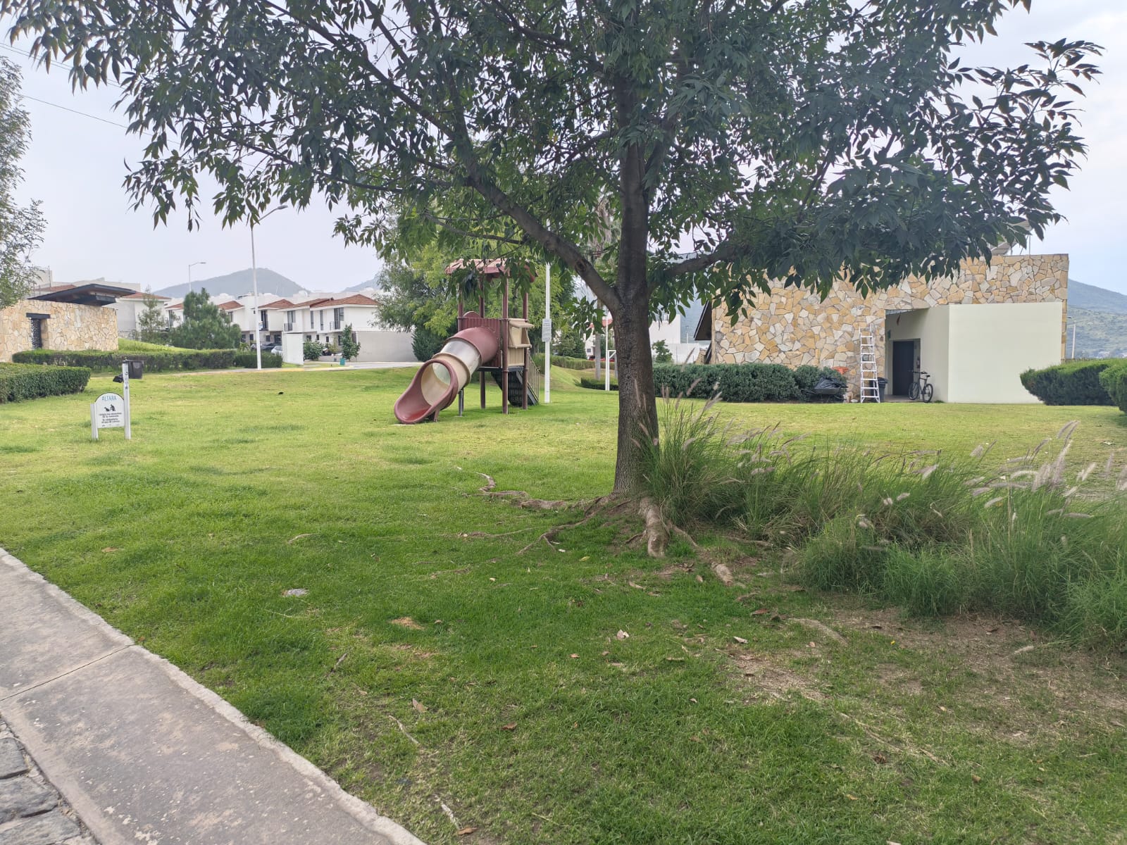Casa en Venta en SAN AGUSTIN, Tlajomulco de Zúñiga - foto 25 de 27