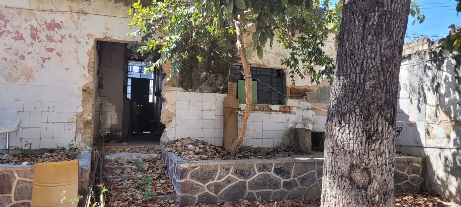 TERRENO EN VENTA CERCANO A CALZADA INDEPENDENCIA  en LA PERLA, Guadalajara - foto 4 de 14