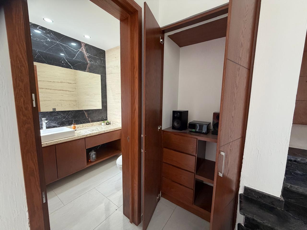 Residencia en Renta El Palomar en EL PALOMAR, Tlajomulco de Zúñiga - foto 12 de 42