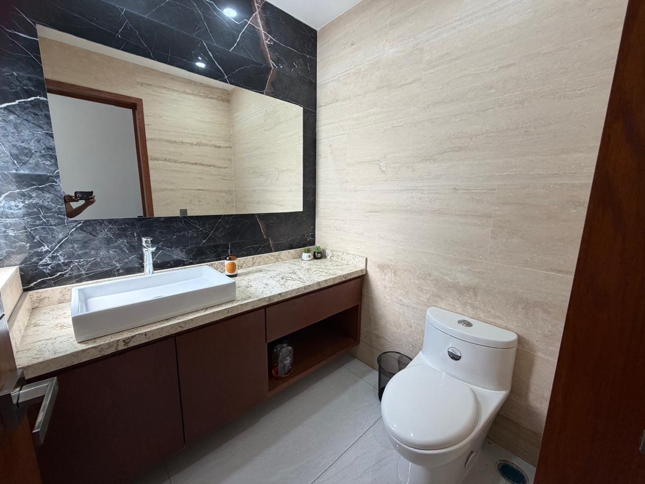 Residencia en Renta El Palomar en EL PALOMAR, Tlajomulco de Zúñiga - foto 13 de 42