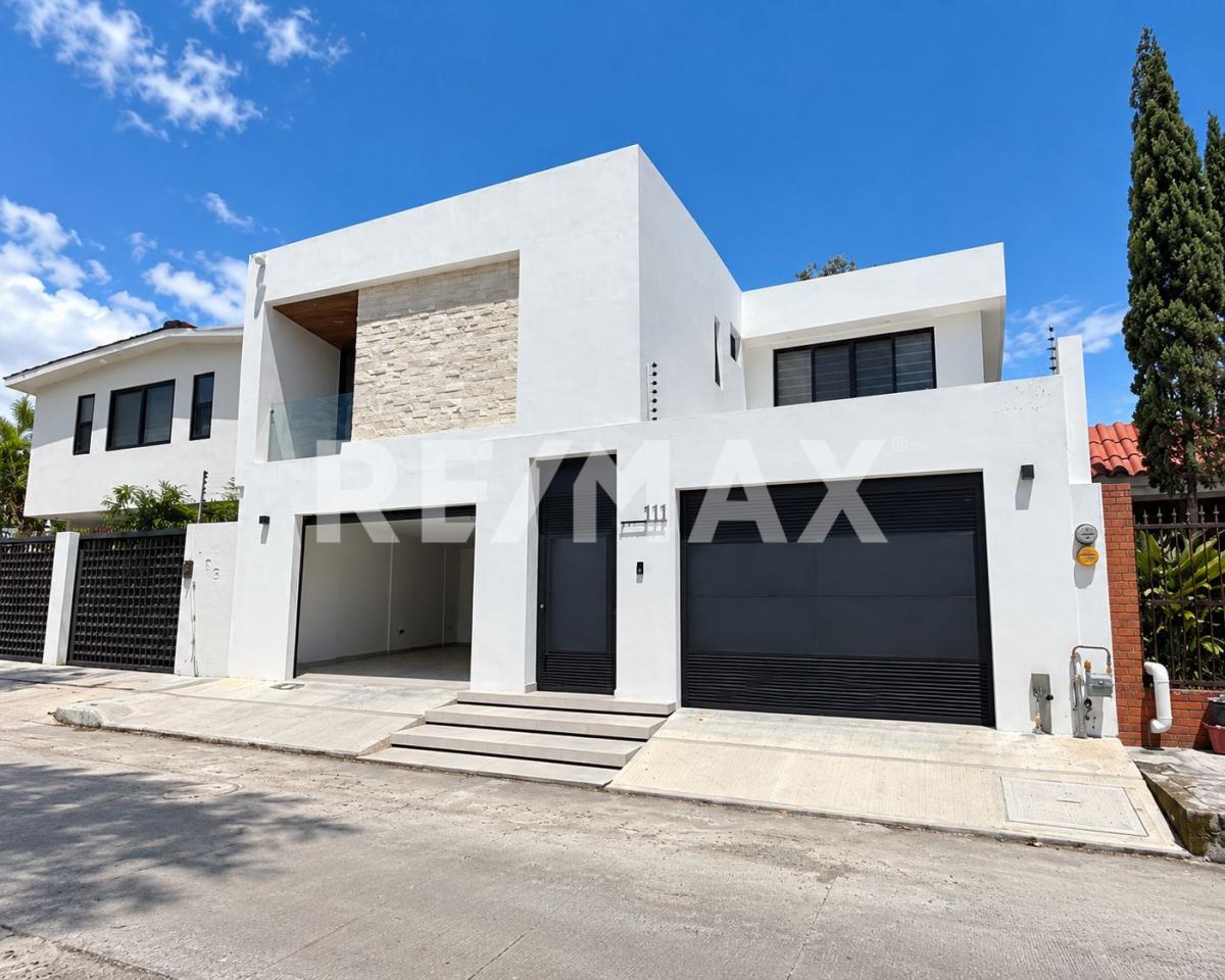 CASA EN RENTA