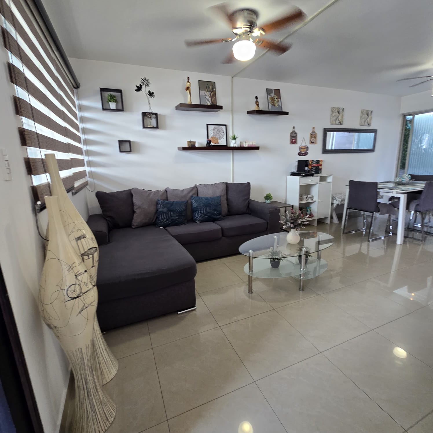 CASA EN RENTA AMUEBLADA CAÑADAS DE SAN LORENZO en CAÑADAS DE SAN LORENZO, Zapopan - foto 2 de 31