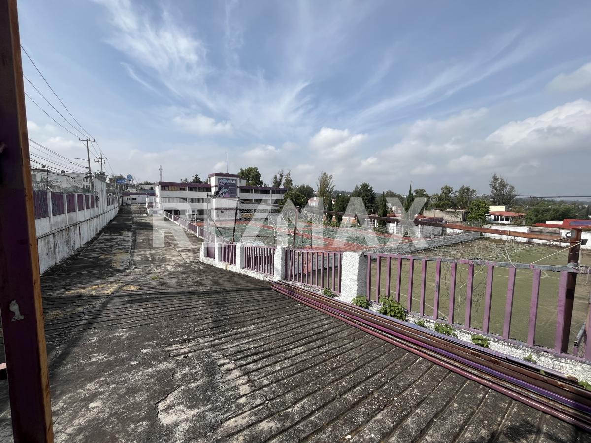 VENTA EDIFICIO/TERRENO COMERCIAL BOSQUES DEL LAGO SECC. 01.